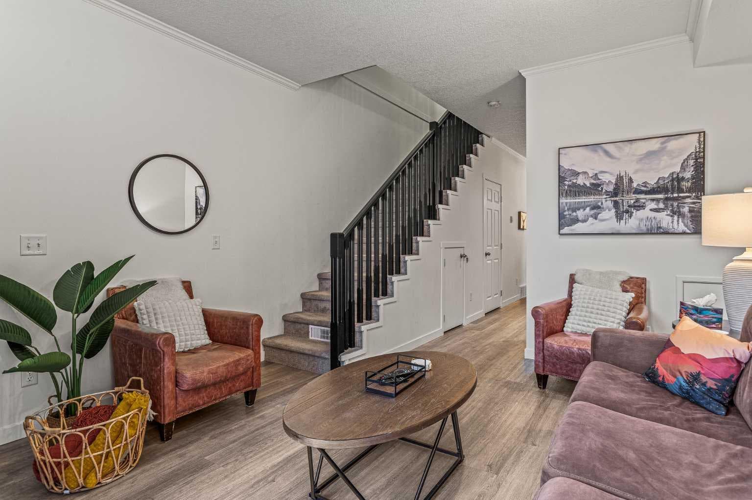 122, 140 Kananaskis Way 