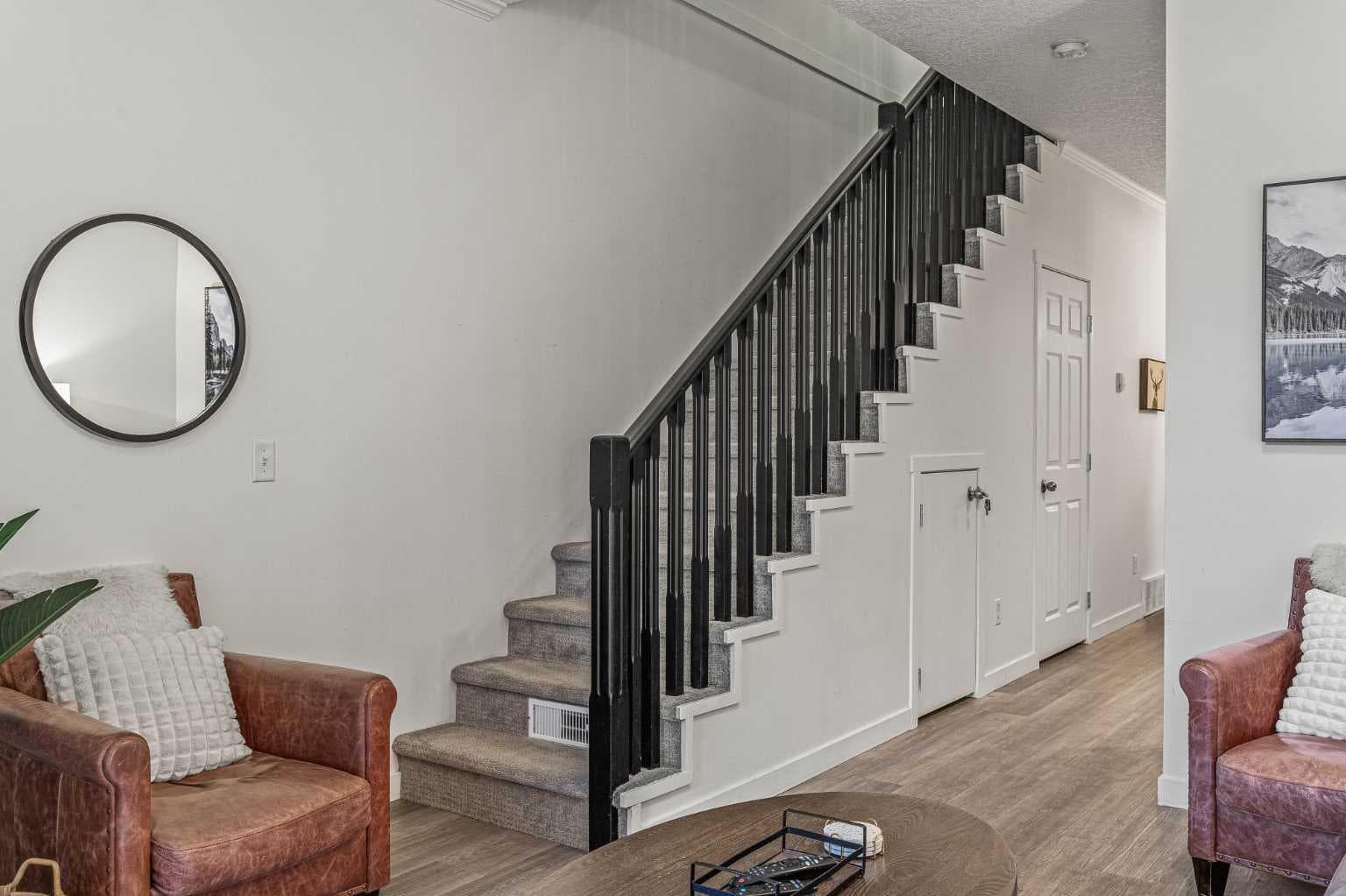 122, 140 Kananaskis Way 