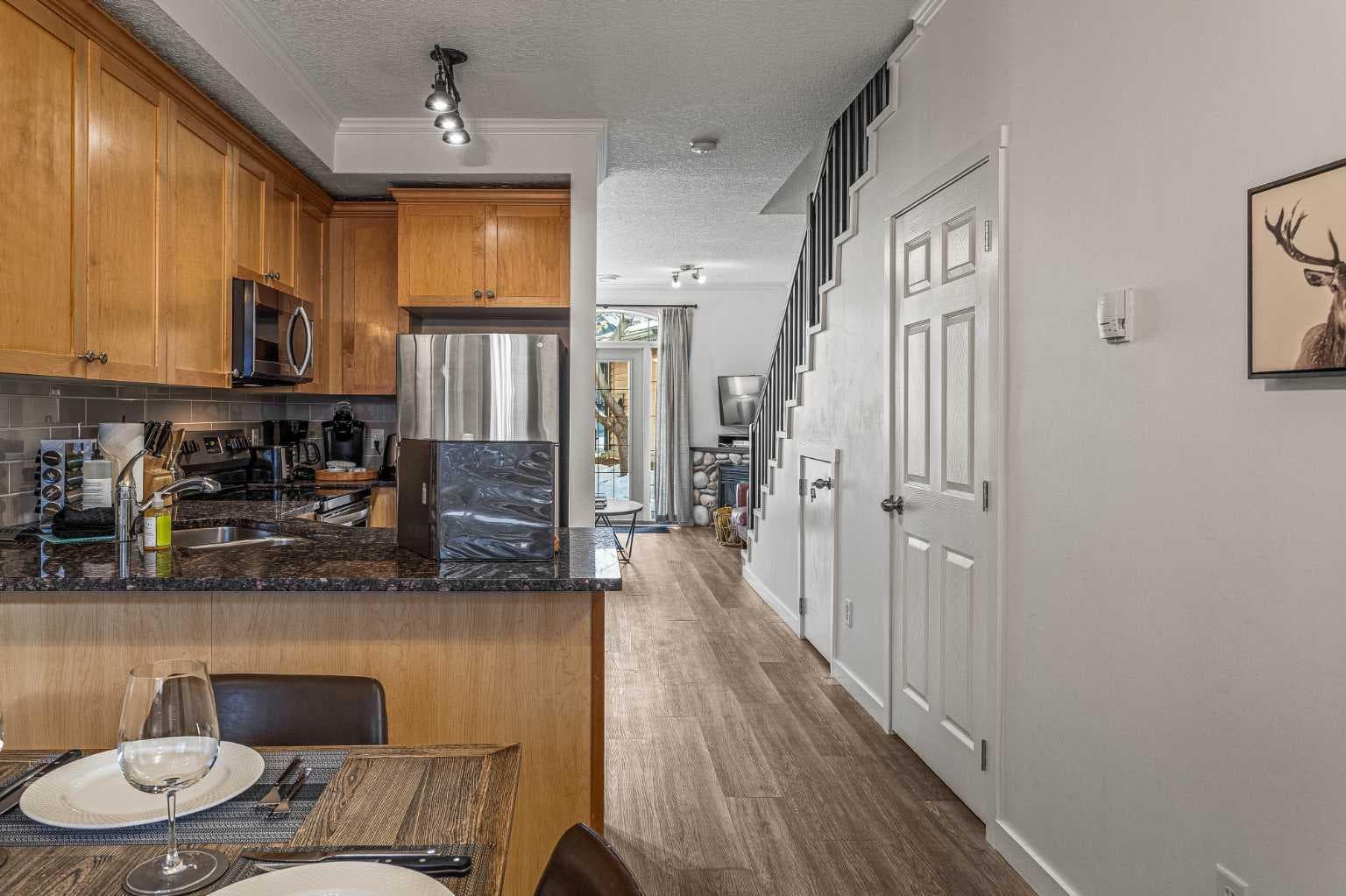 122, 140 Kananaskis Way 