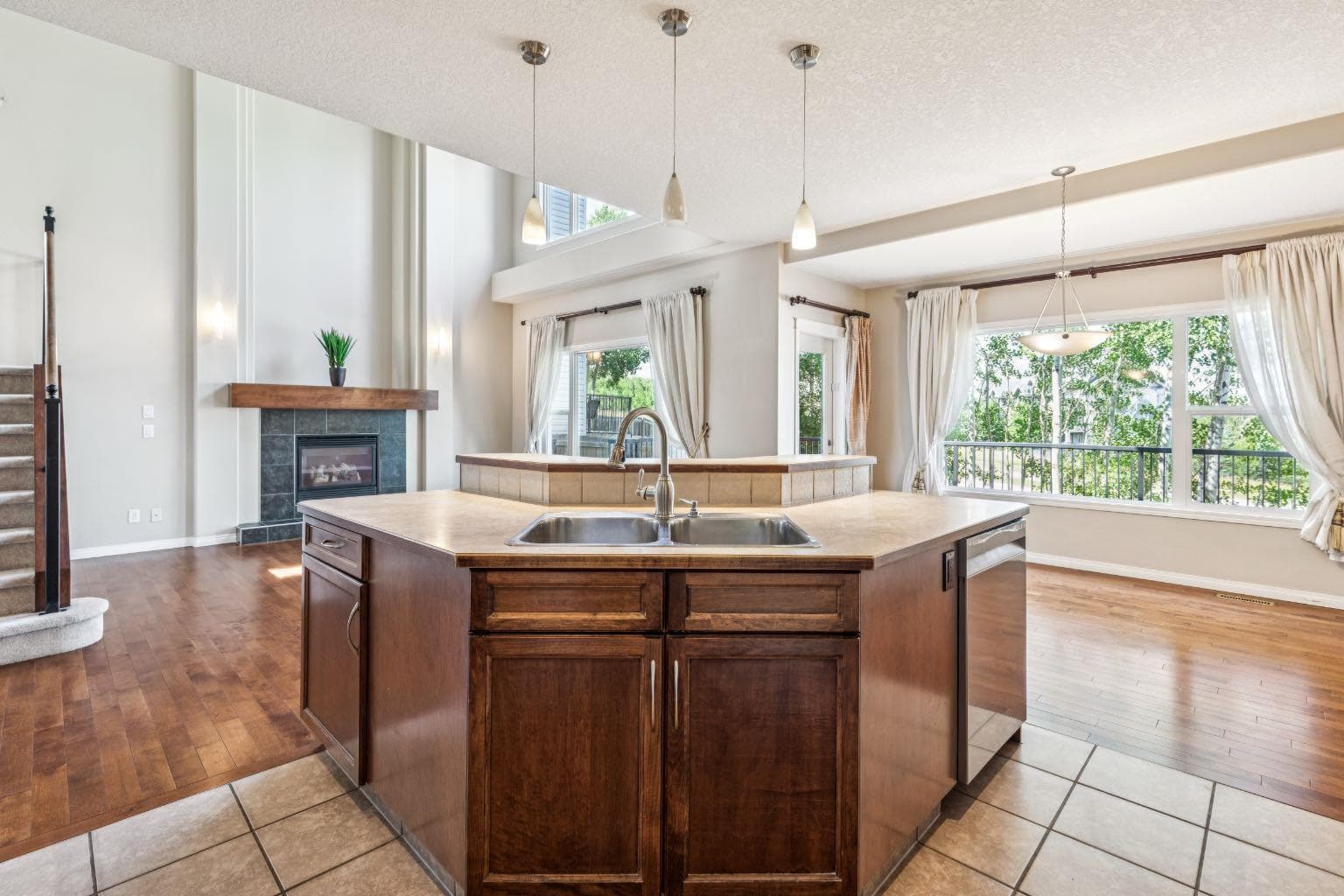 91 St Moritz Terrace SW