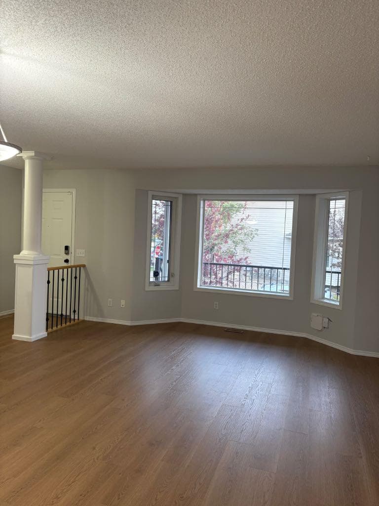 102, 950 Arbour Lake Road NW