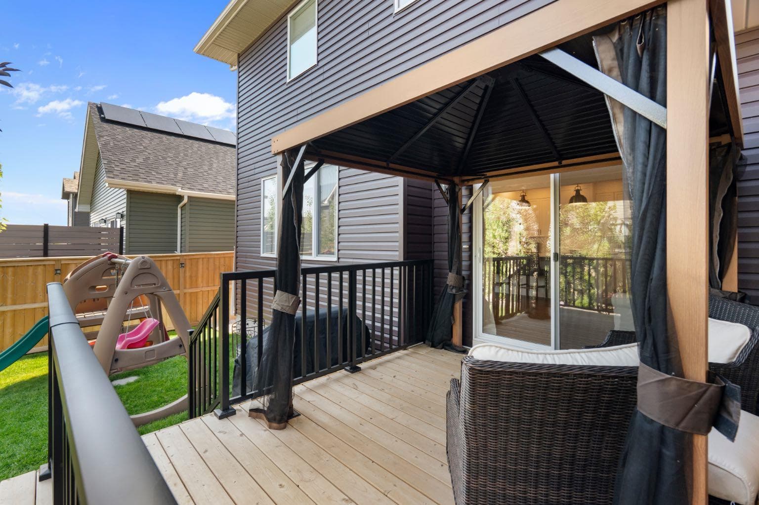 870 Bayview Cove SW