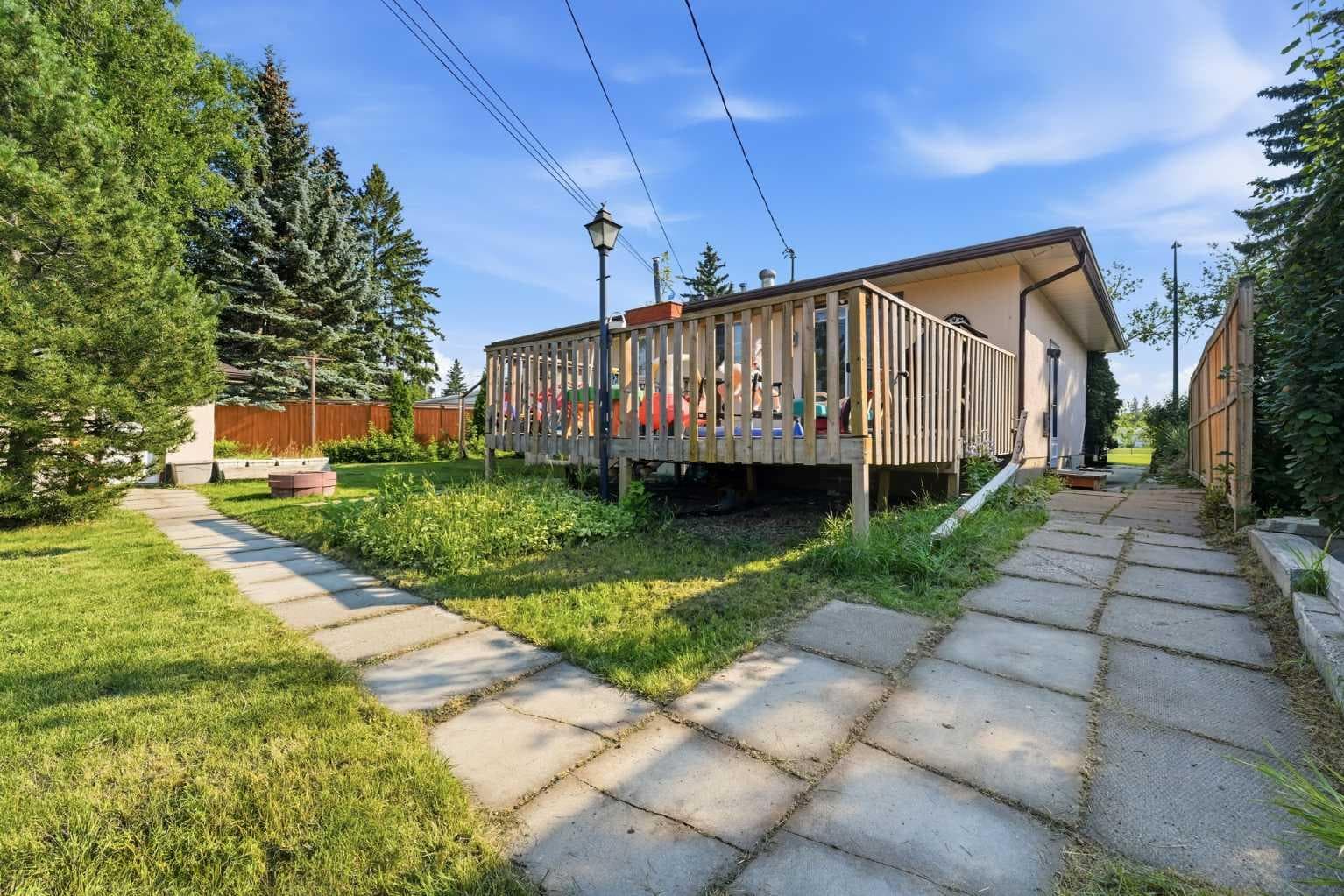 20 Rossburn Crescent SW