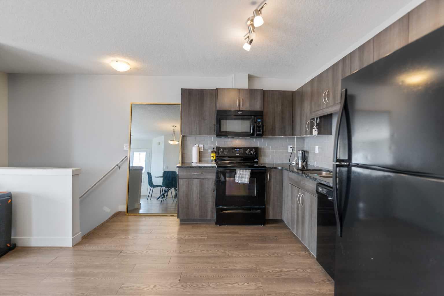 1706, 250 Sage Valley Road NW