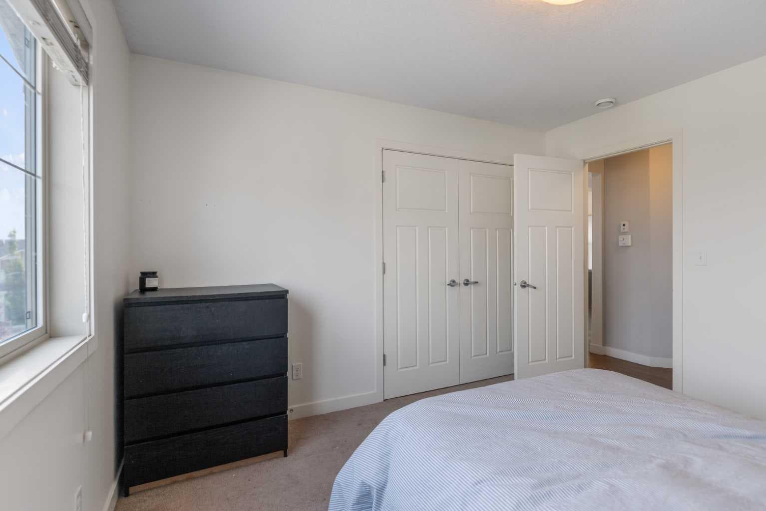 1706, 250 Sage Valley Road NW