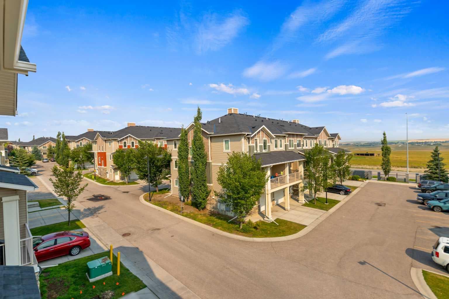 1706, 250 Sage Valley Road NW