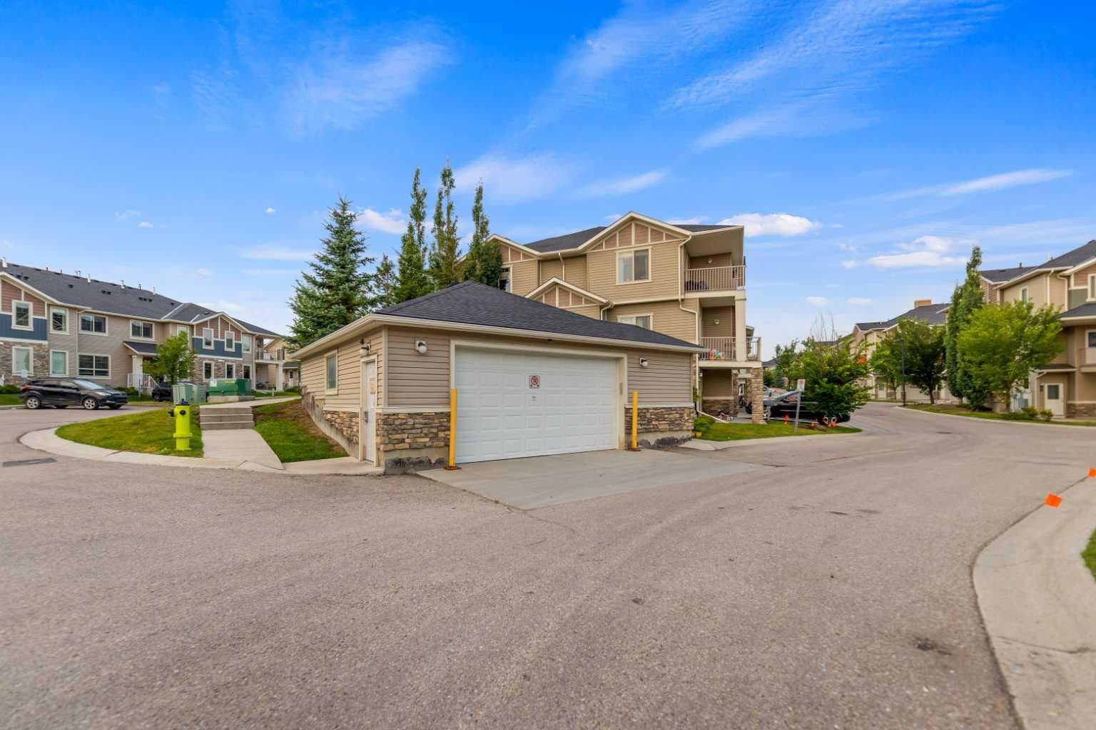 1706, 250 Sage Valley Road NW