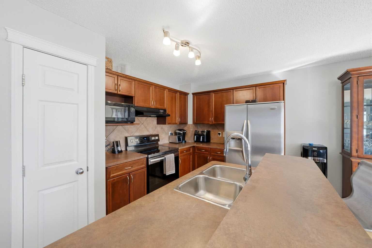 78 Cougar Plateau Way SW