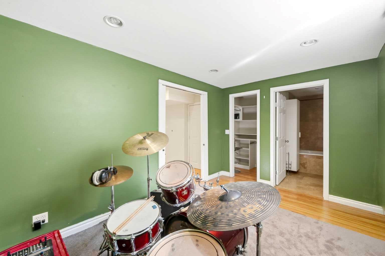 78 Cougar Plateau Way SW
