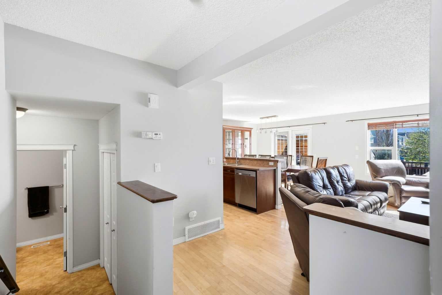 78 Cougar Plateau Way SW