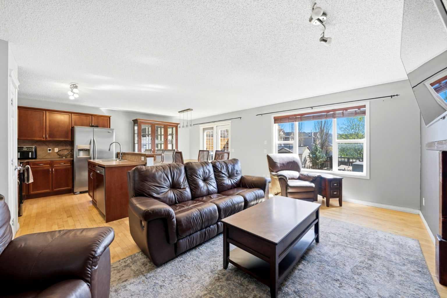 78 Cougar Plateau Way SW
