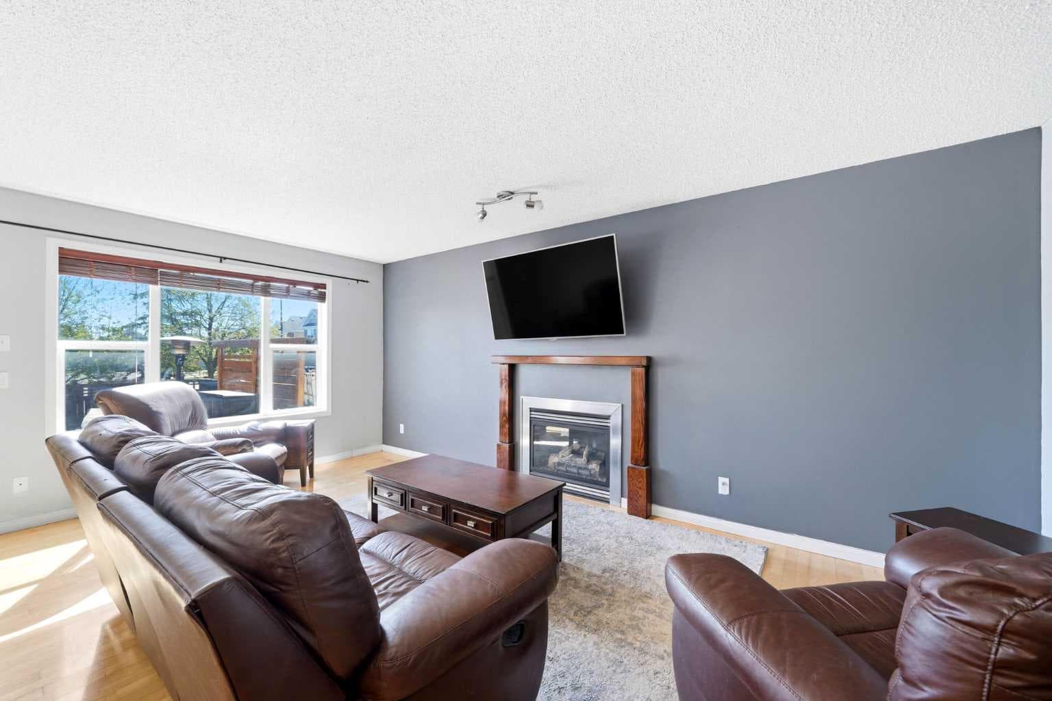 78 Cougar Plateau Way SW