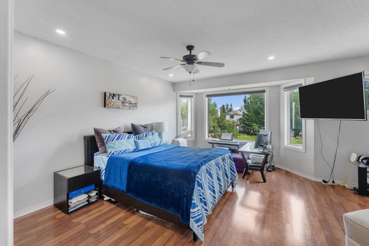 11 Arbour Summit Close NW