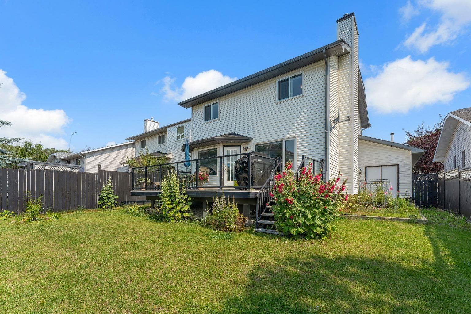 11 Arbour Summit Close NW
