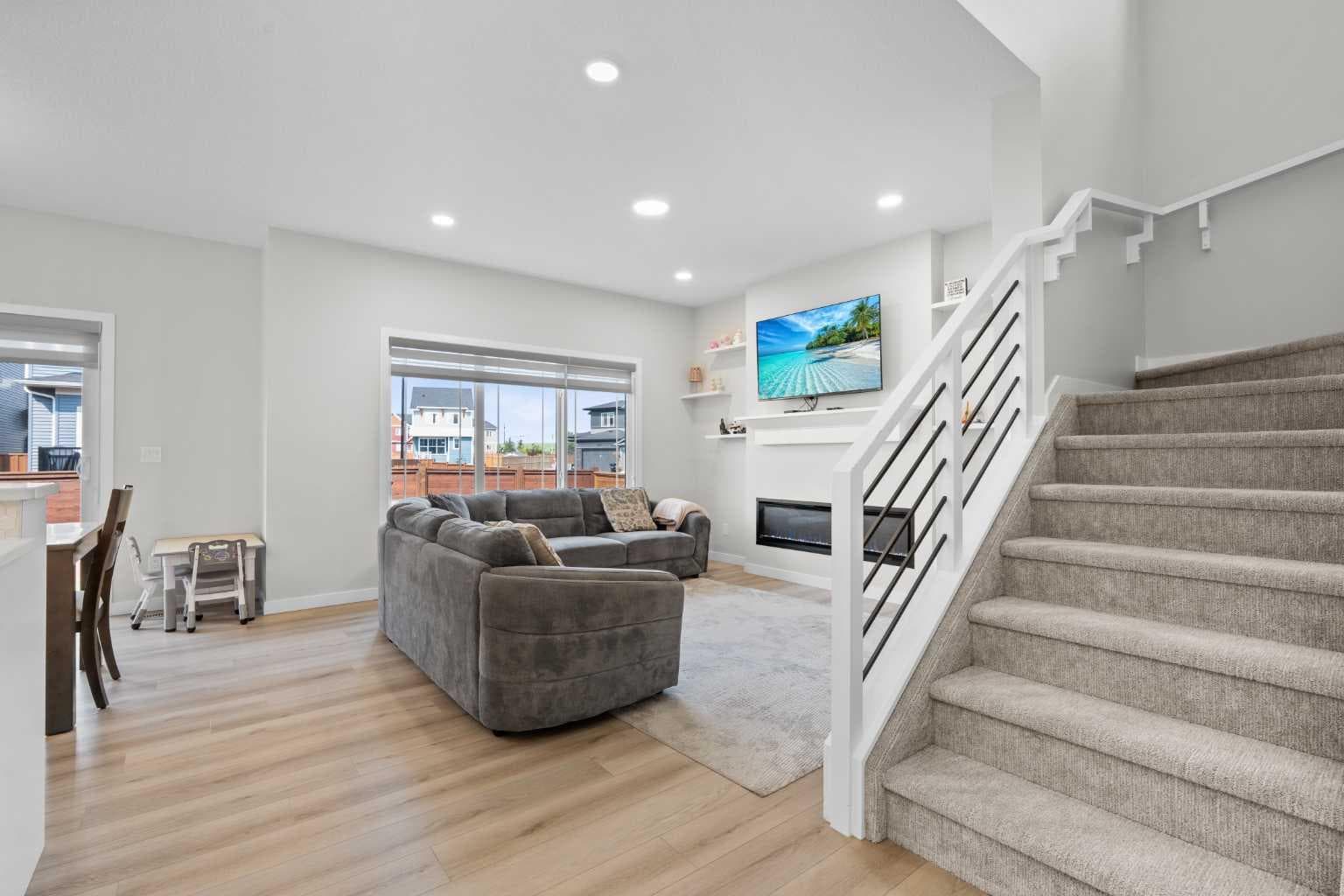 1429 Chinook Gate Glen SW