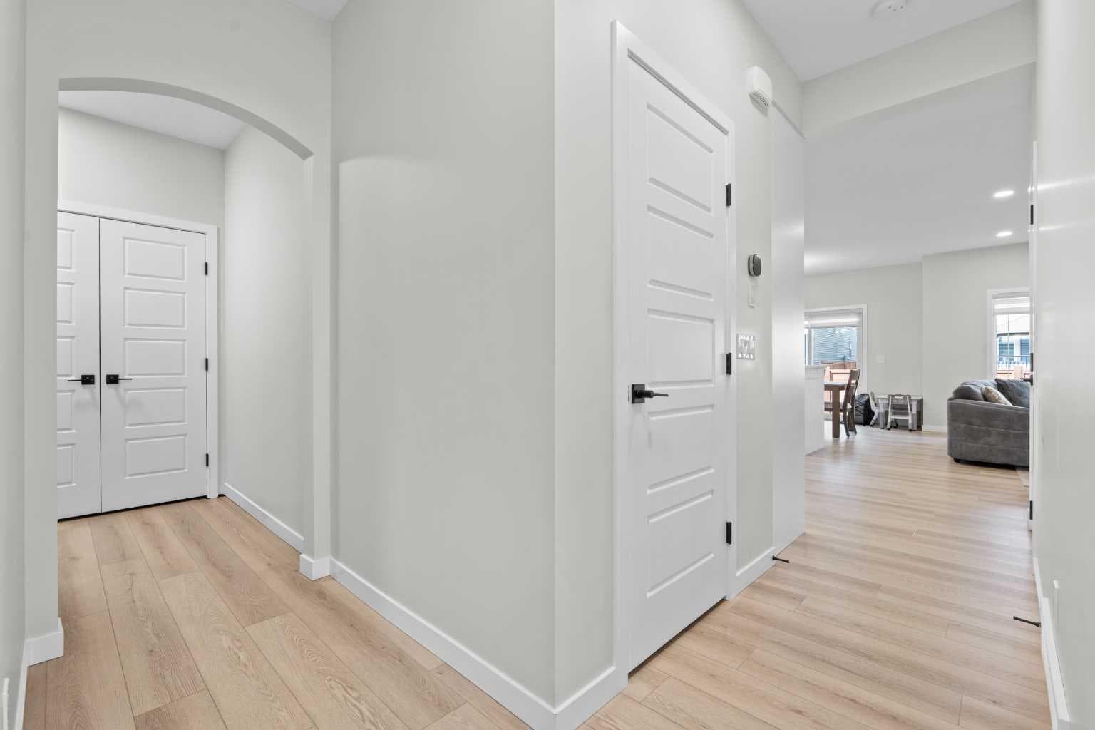 1429 Chinook Gate Glen SW