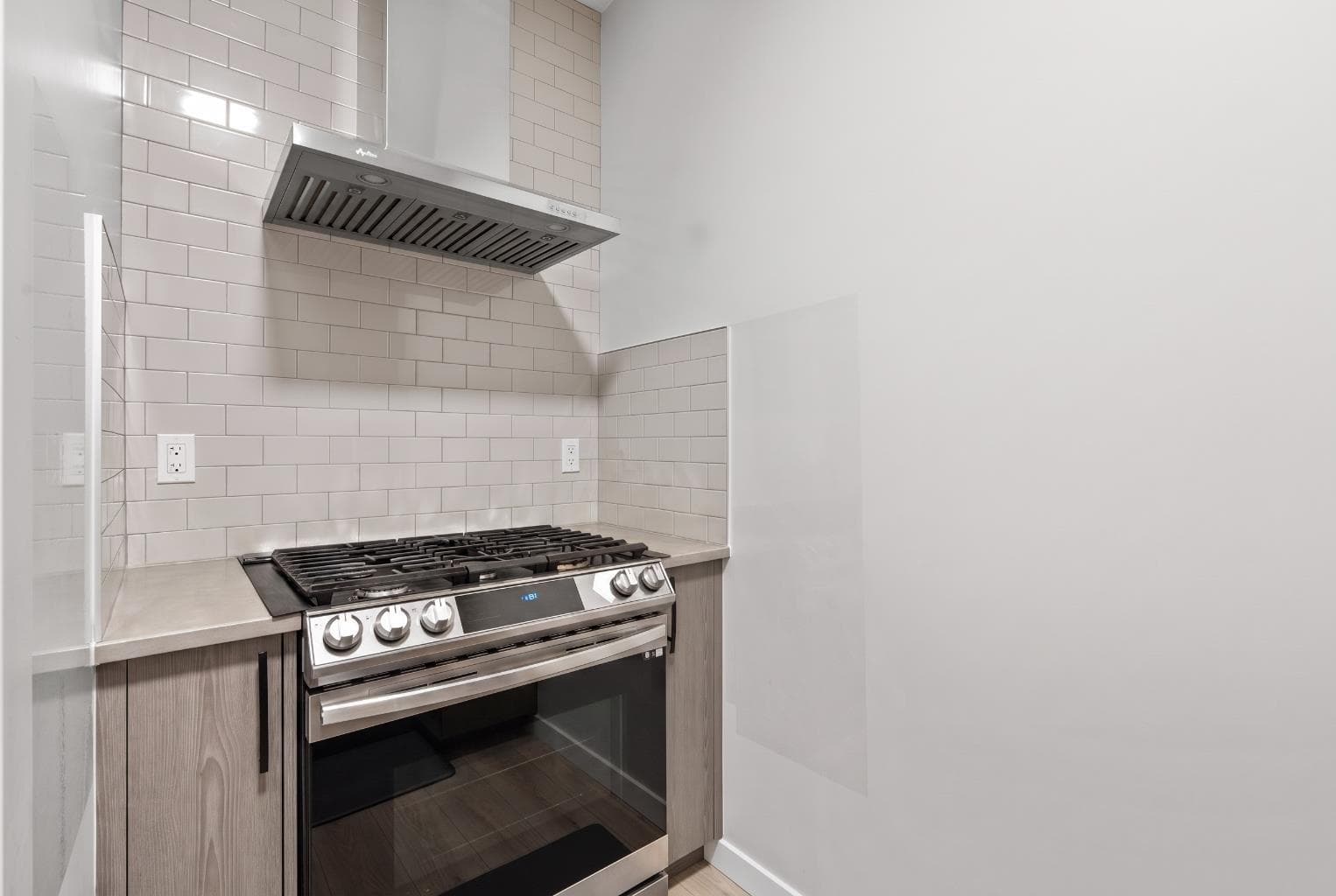 1429 Chinook Gate Glen SW