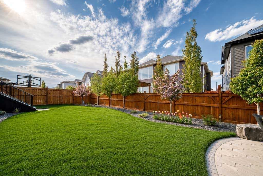 317 Aspen Summit Heights SW