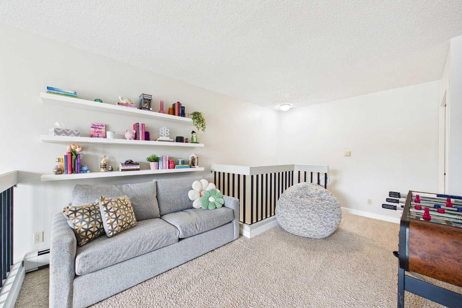 831, 6400 Coach Hill Road SW