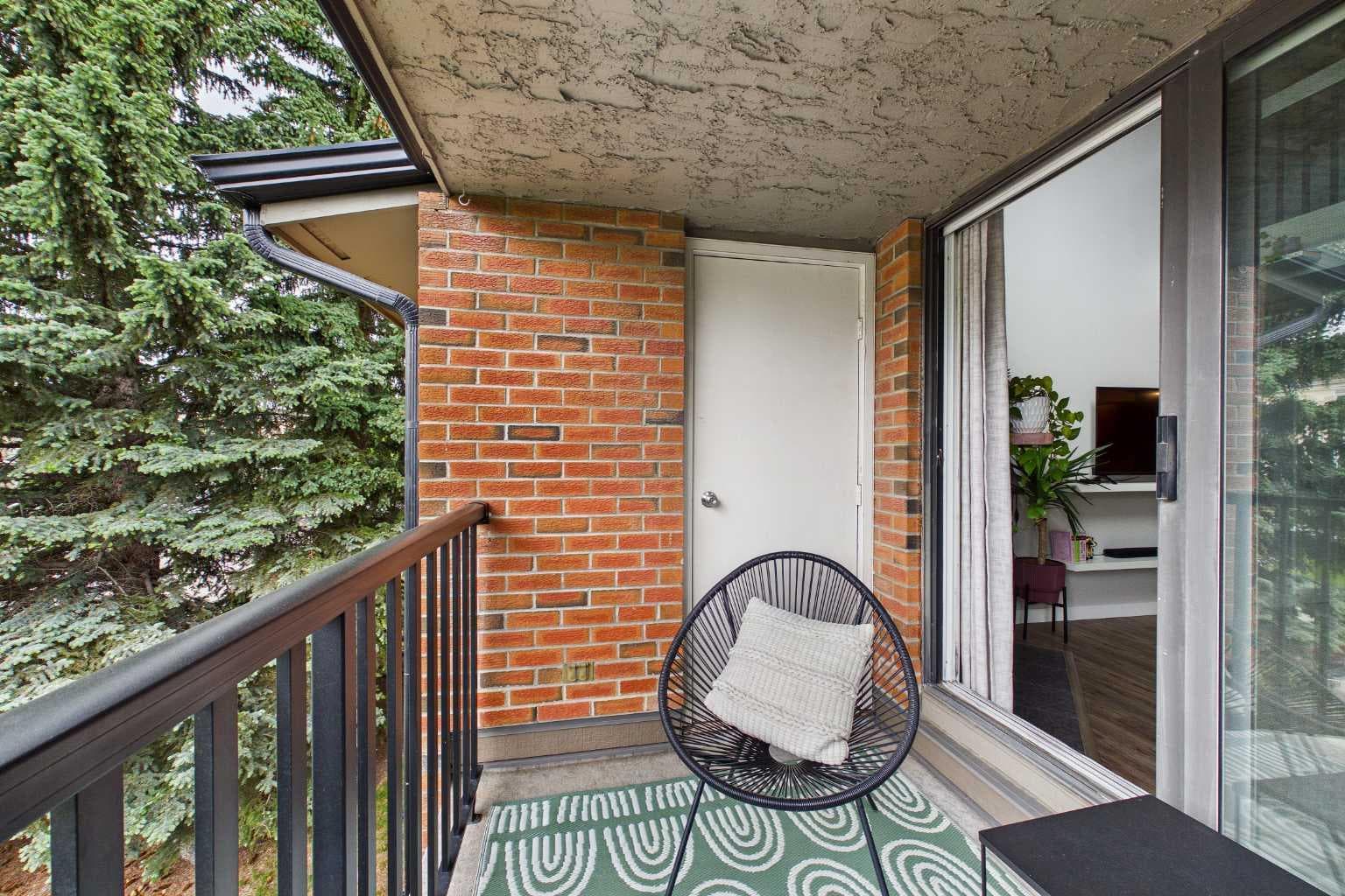 831, 6400 Coach Hill Road SW