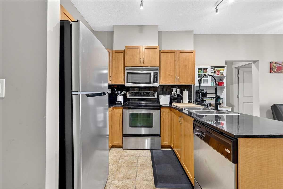 5504, 11811 Lake Fraser Drive SE