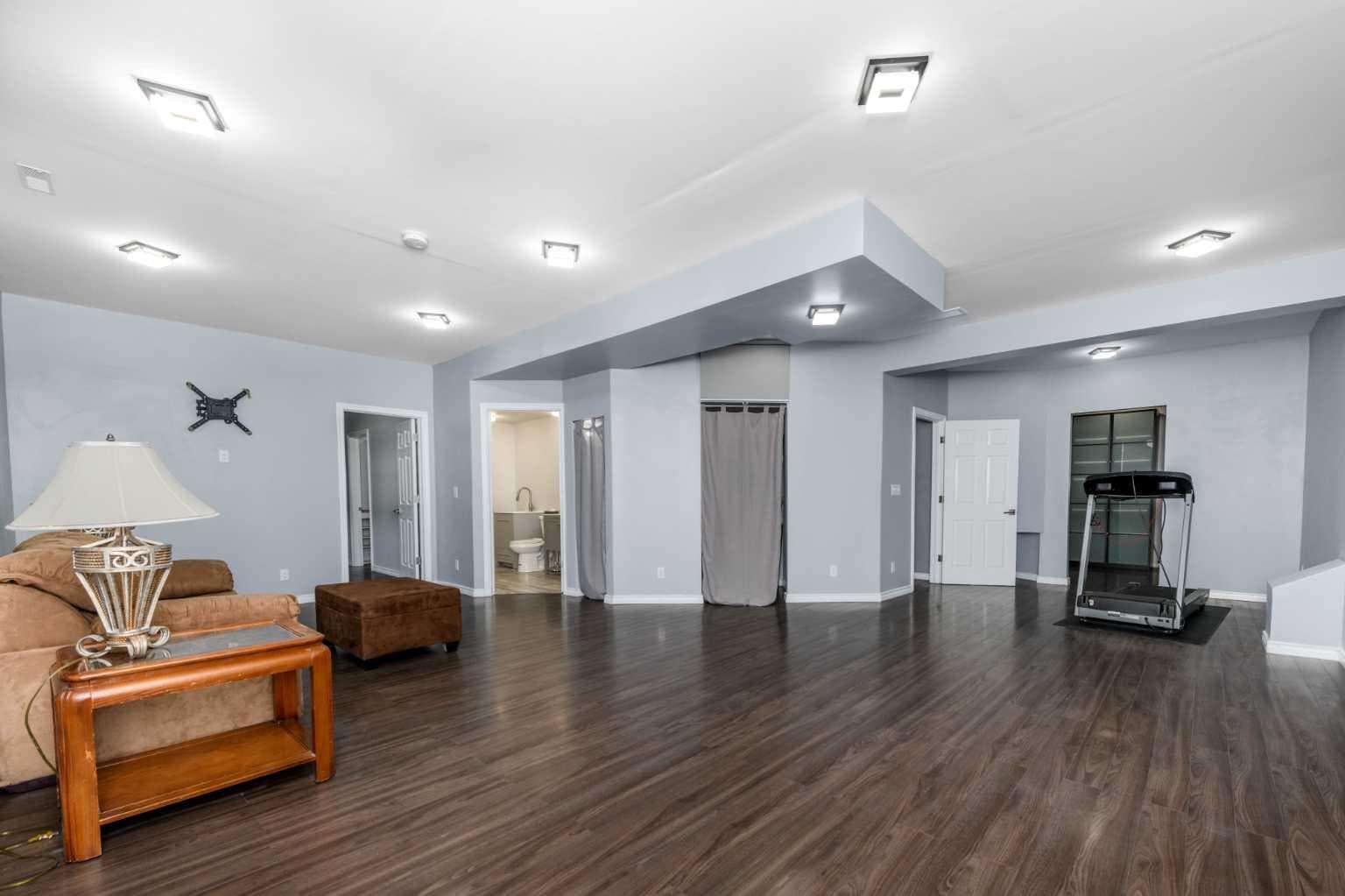 25 Prestwick Pond Terrace SE