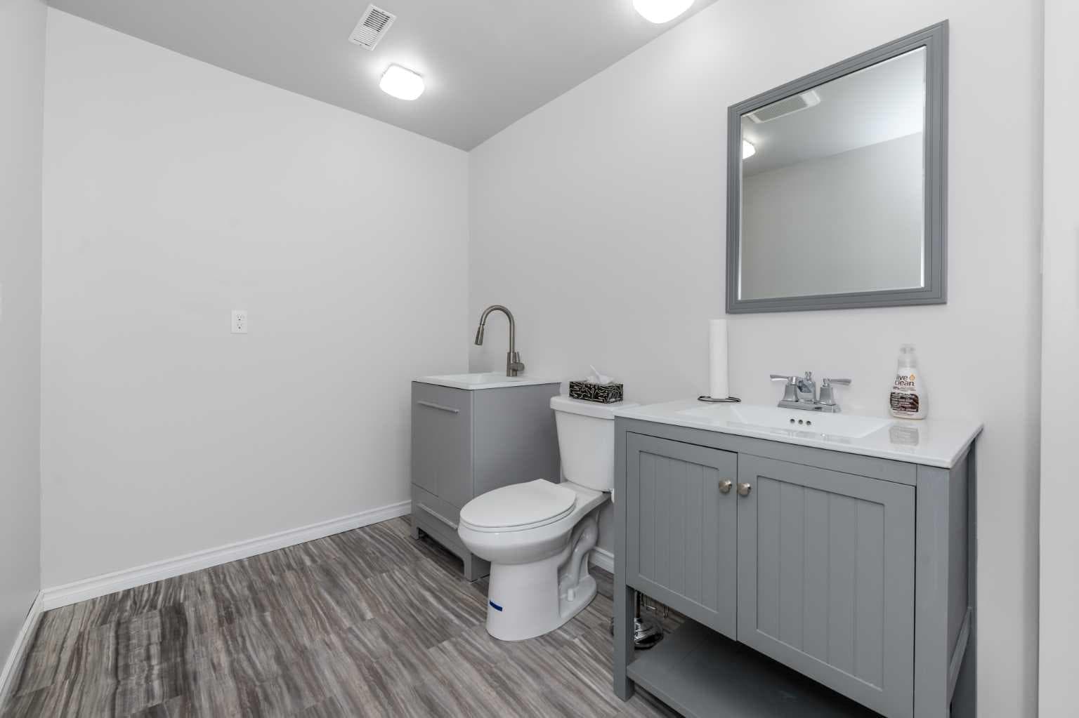 25 Prestwick Pond Terrace SE