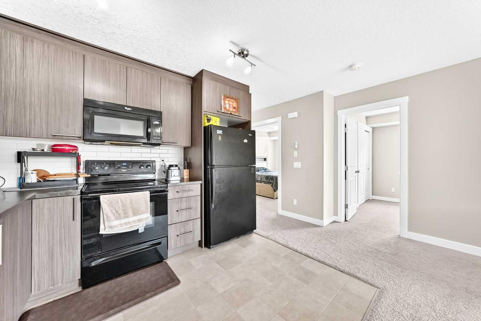 196, 300 Marina Drive 