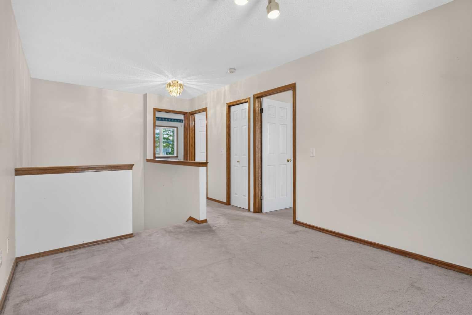 52 Glenbrook Villas SW
