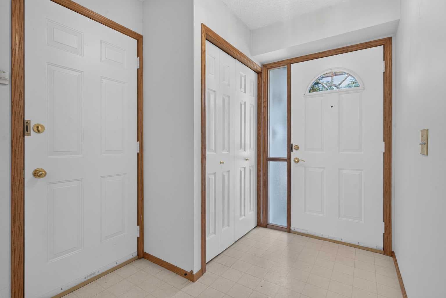 52 Glenbrook Villas SW