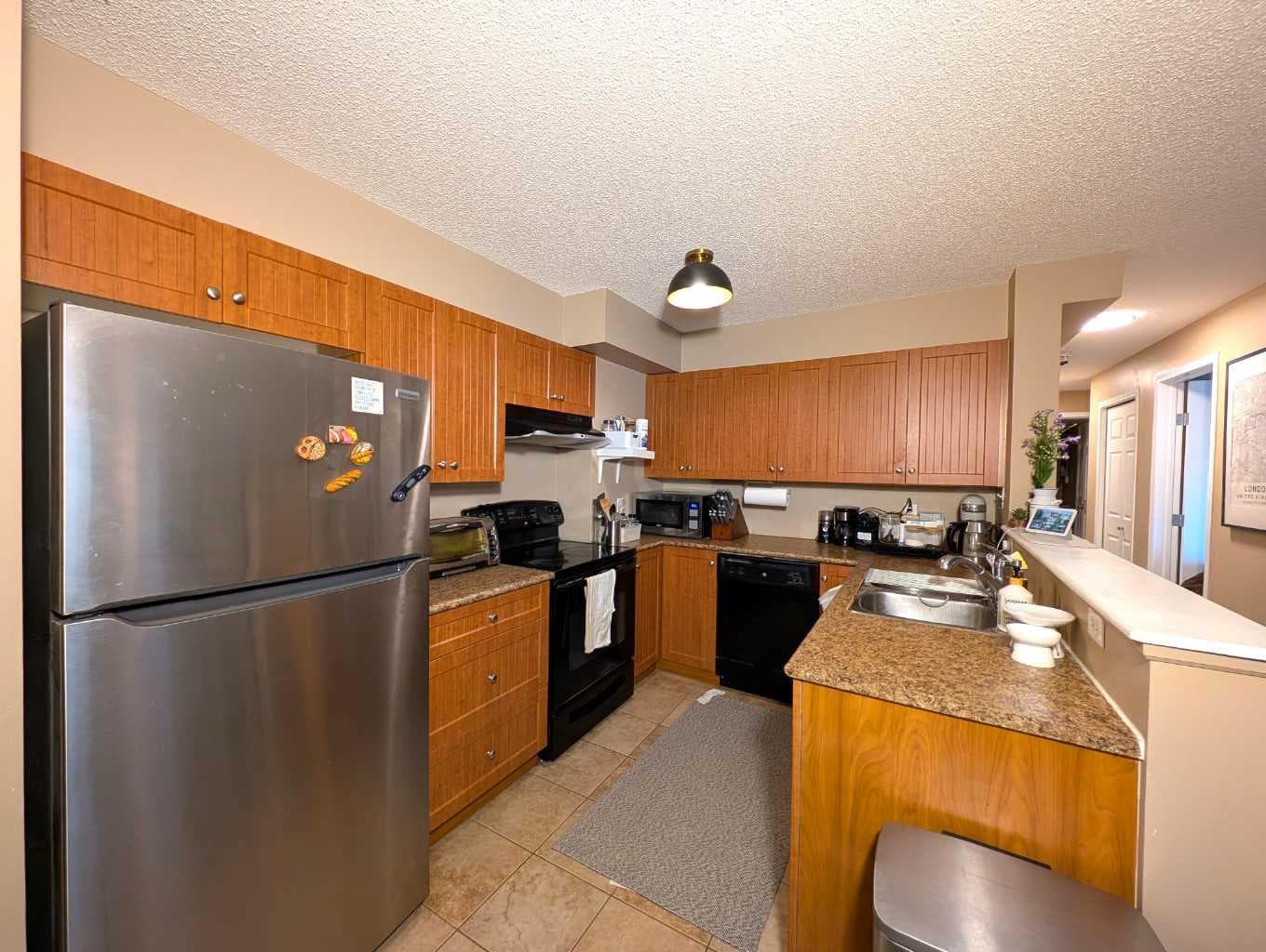 1421, 8 Bridlecrest Drive SW