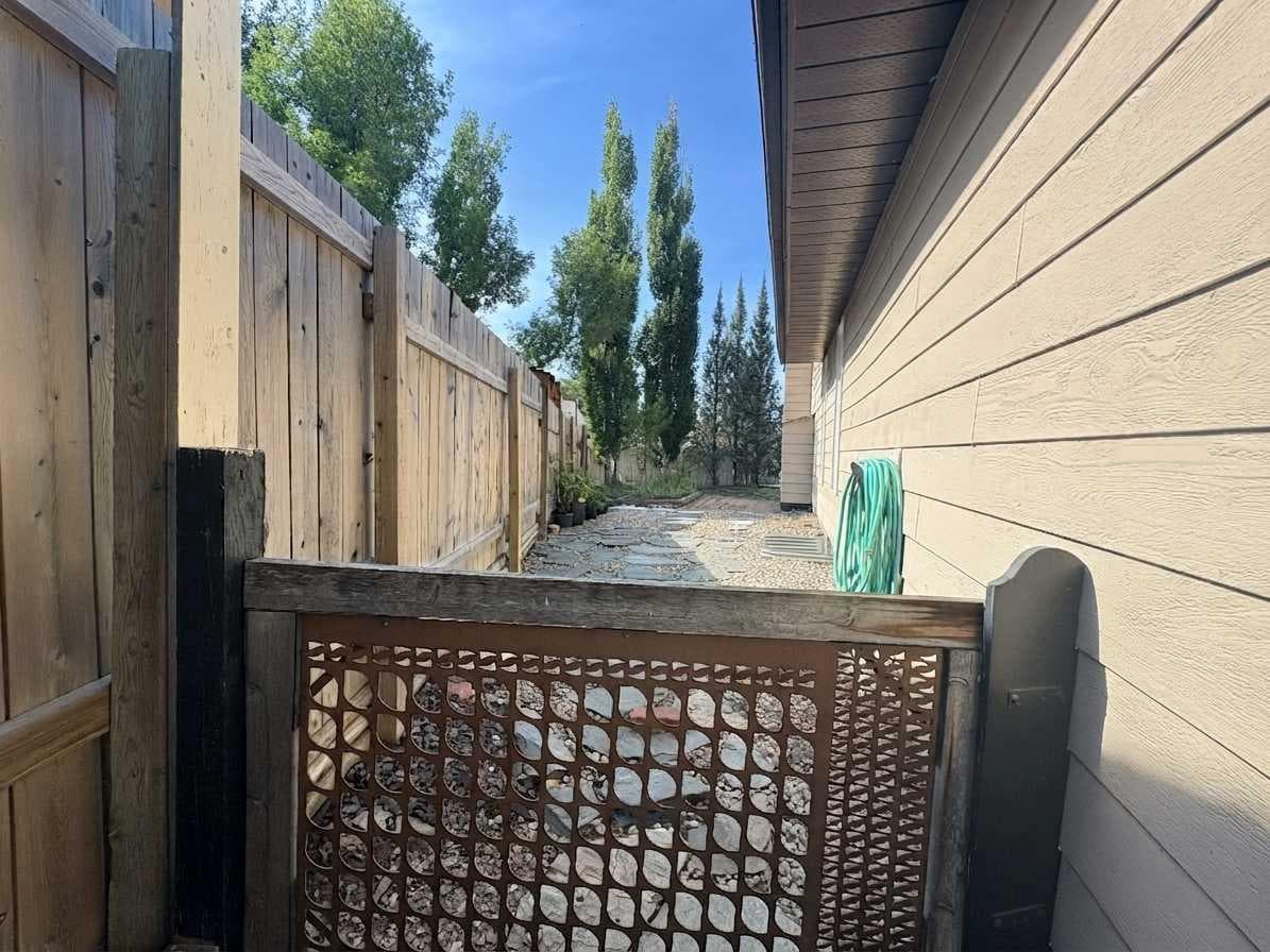 123 SUNMILLS Place SW