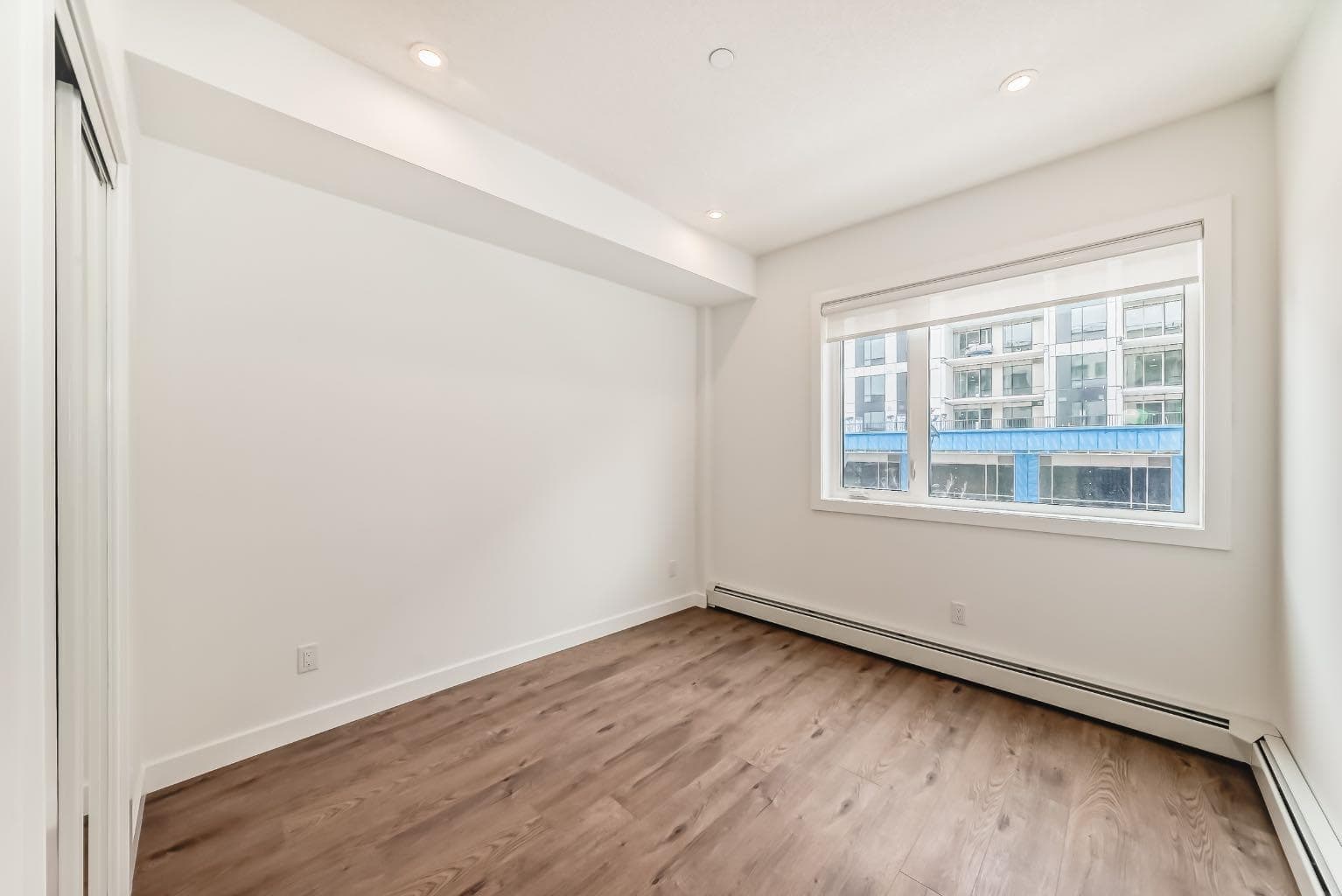 205, 8370 Broadcast Avenue SW