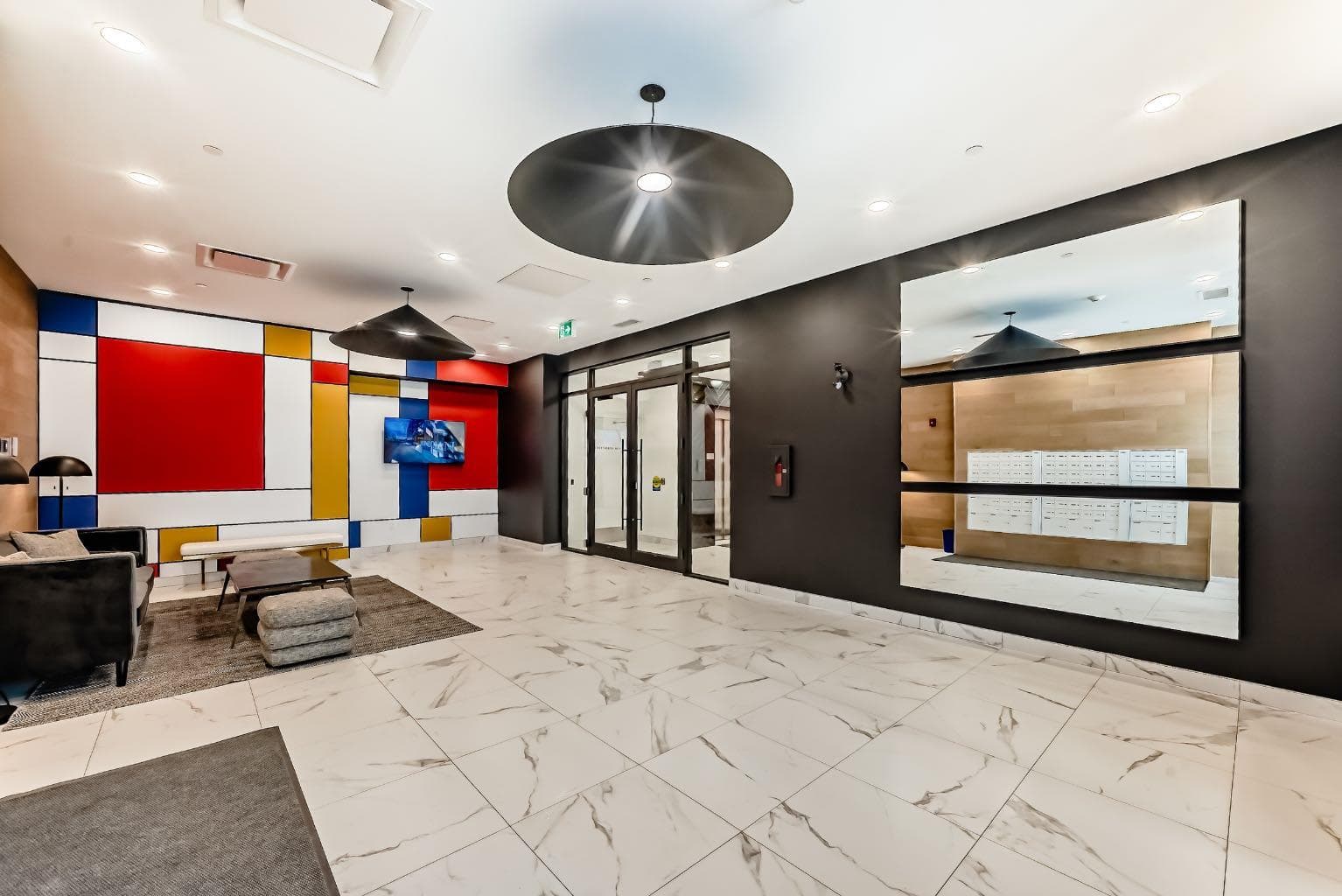 205, 8370 Broadcast Avenue SW
