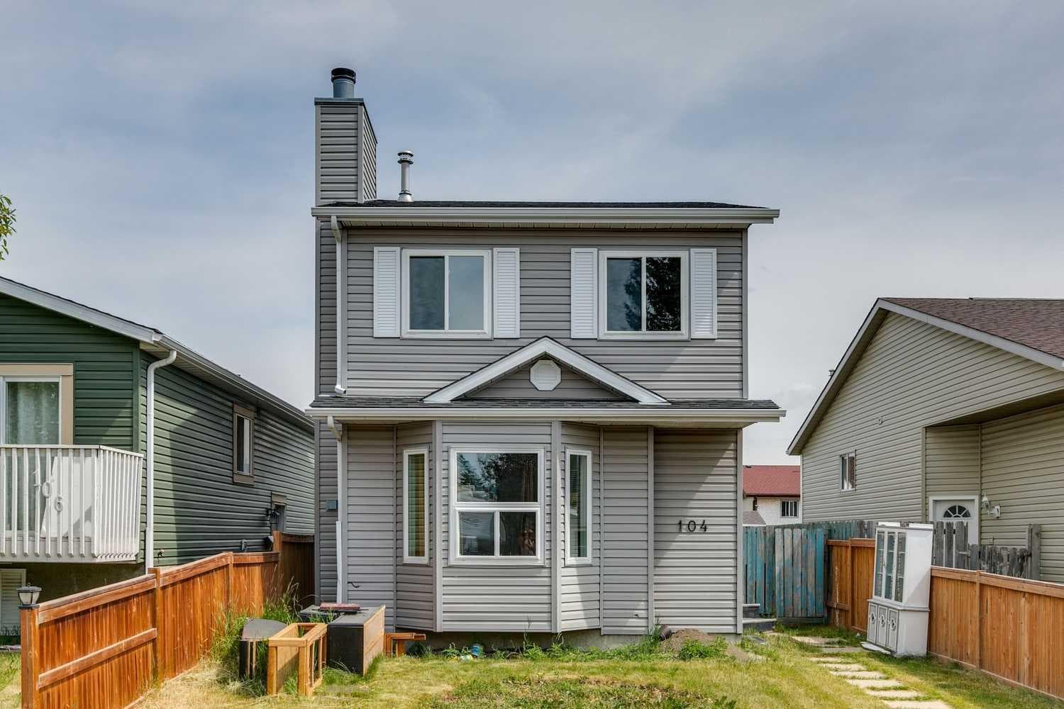 104 Falmere Way NE