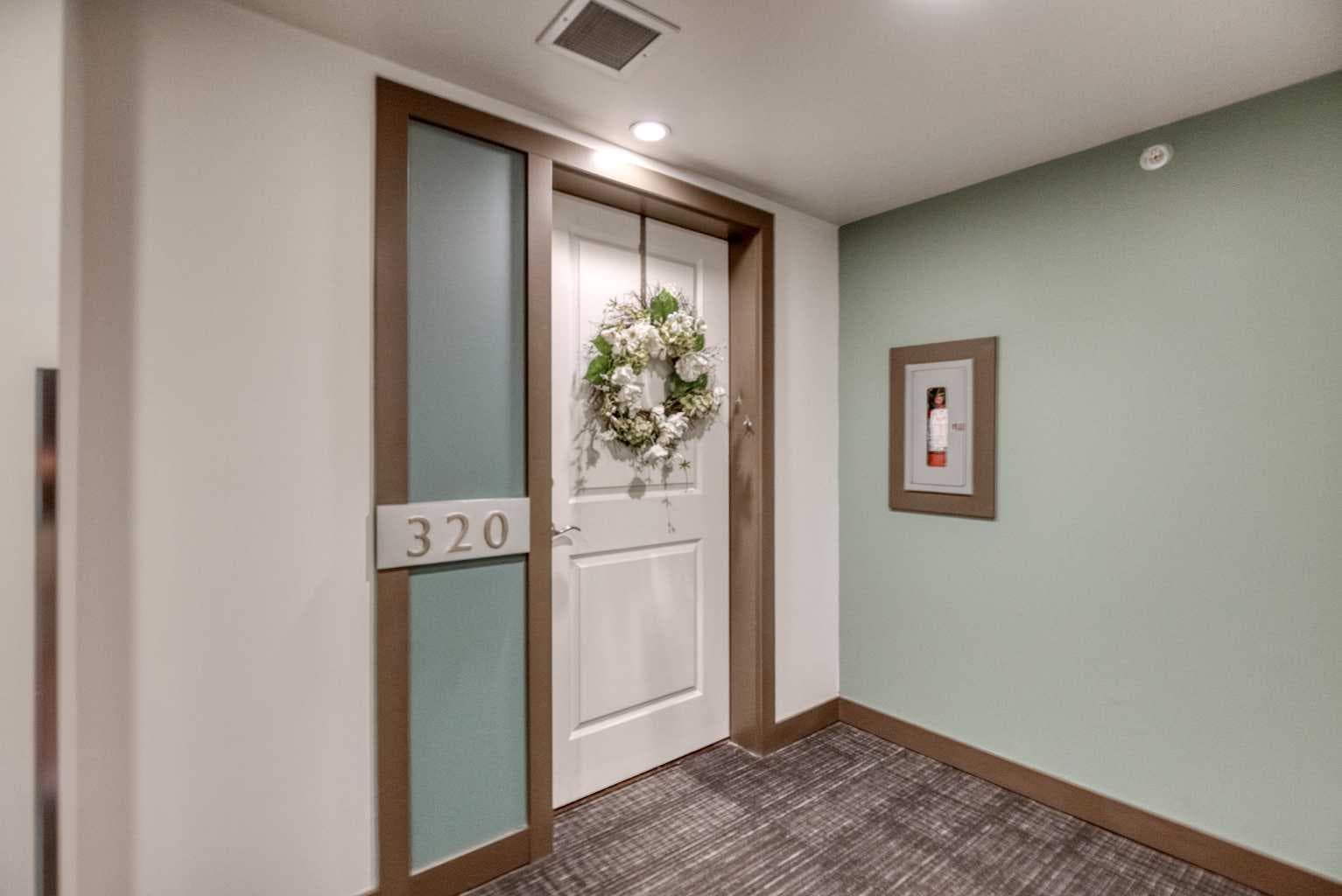 320, 205 Sunset Drive 