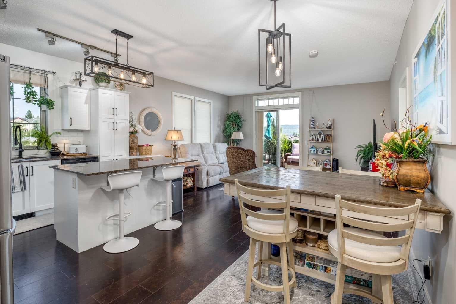 320, 205 Sunset Drive 