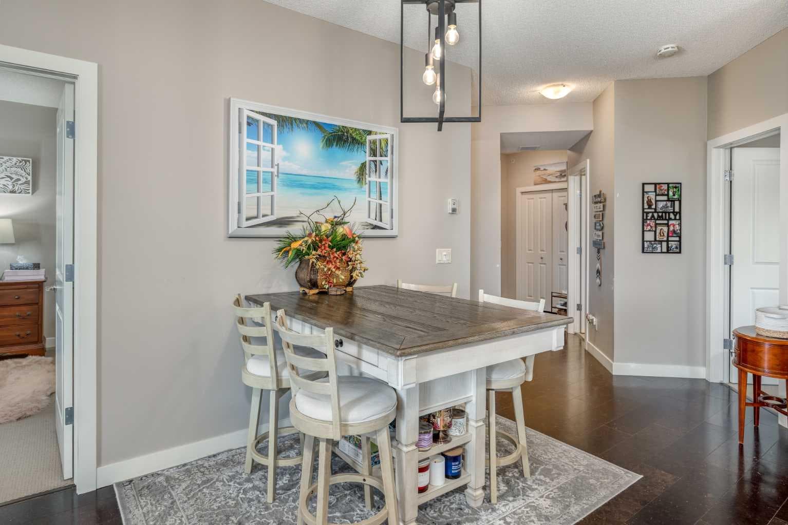 320, 205 Sunset Drive 
