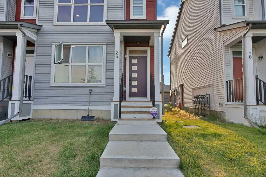 25 Savanna Manor NE