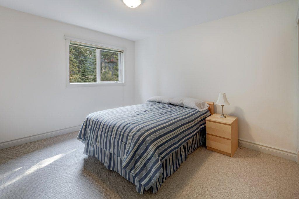 149, 200 Prospect Heights 