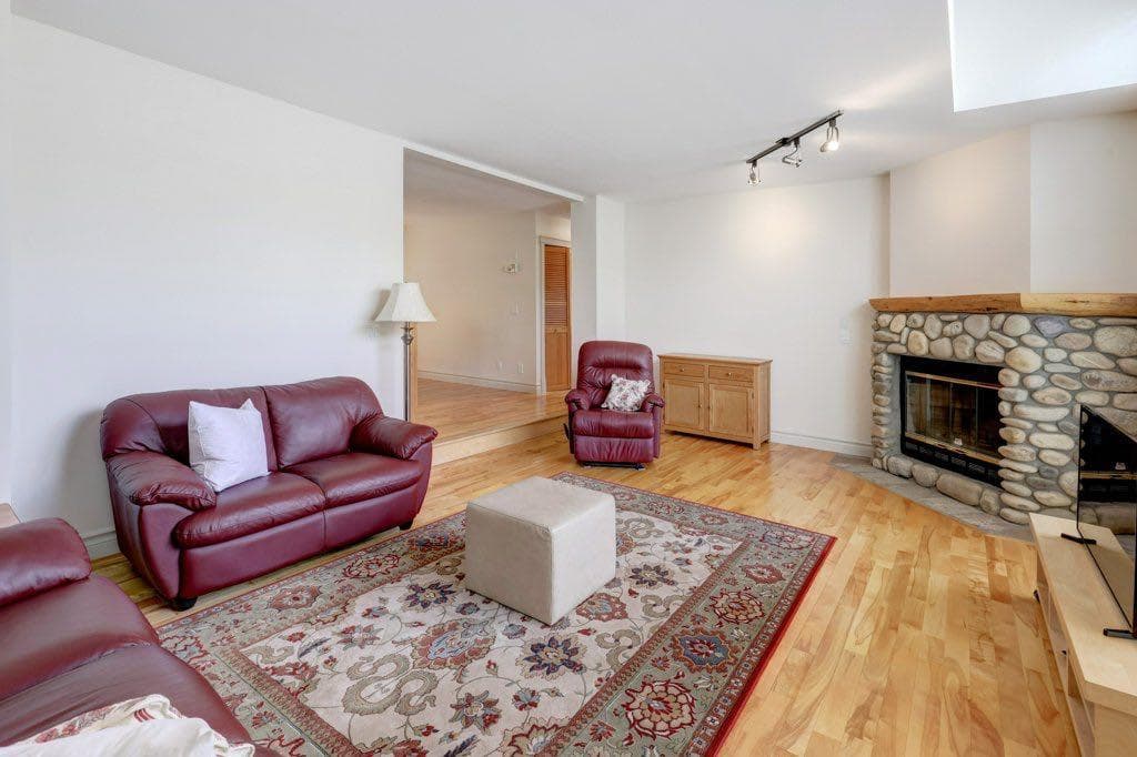 149, 200 Prospect Heights 