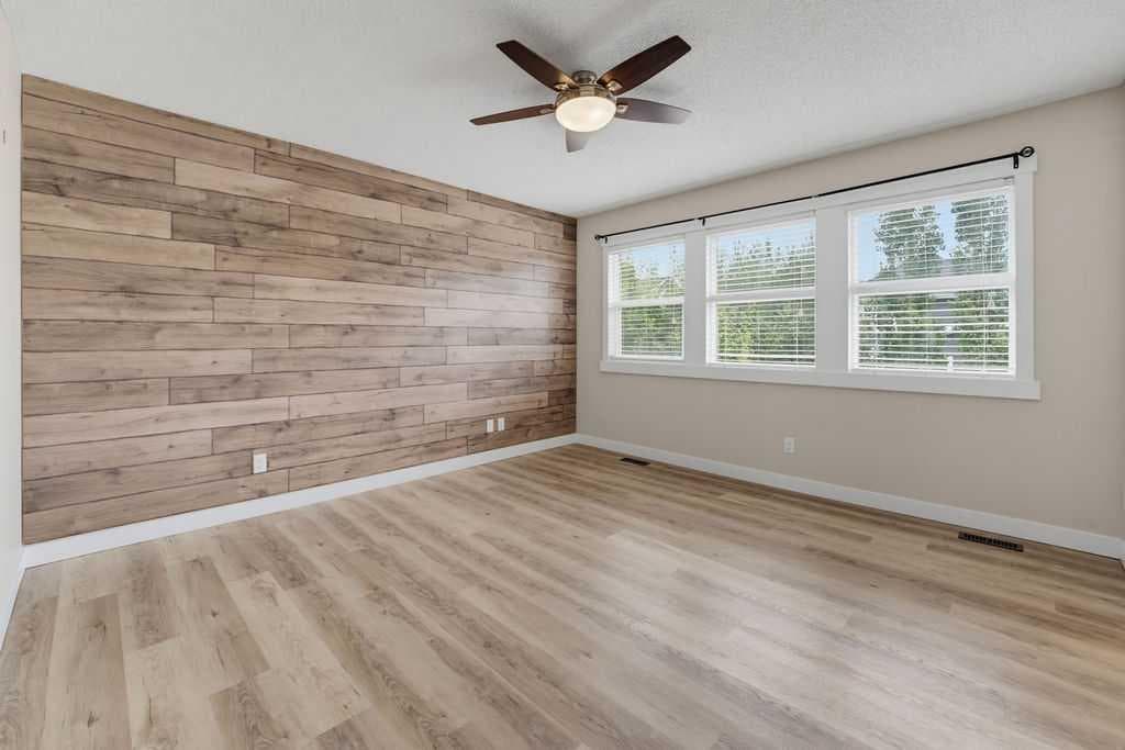 145 Sunset Manor 