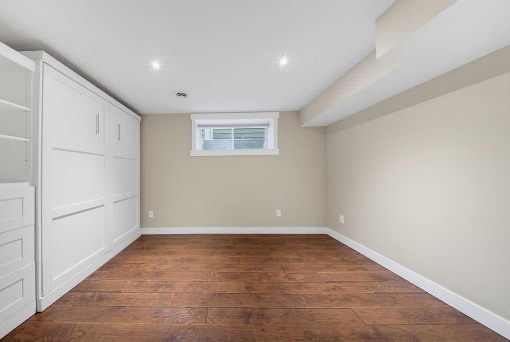 145 Sunset Manor 