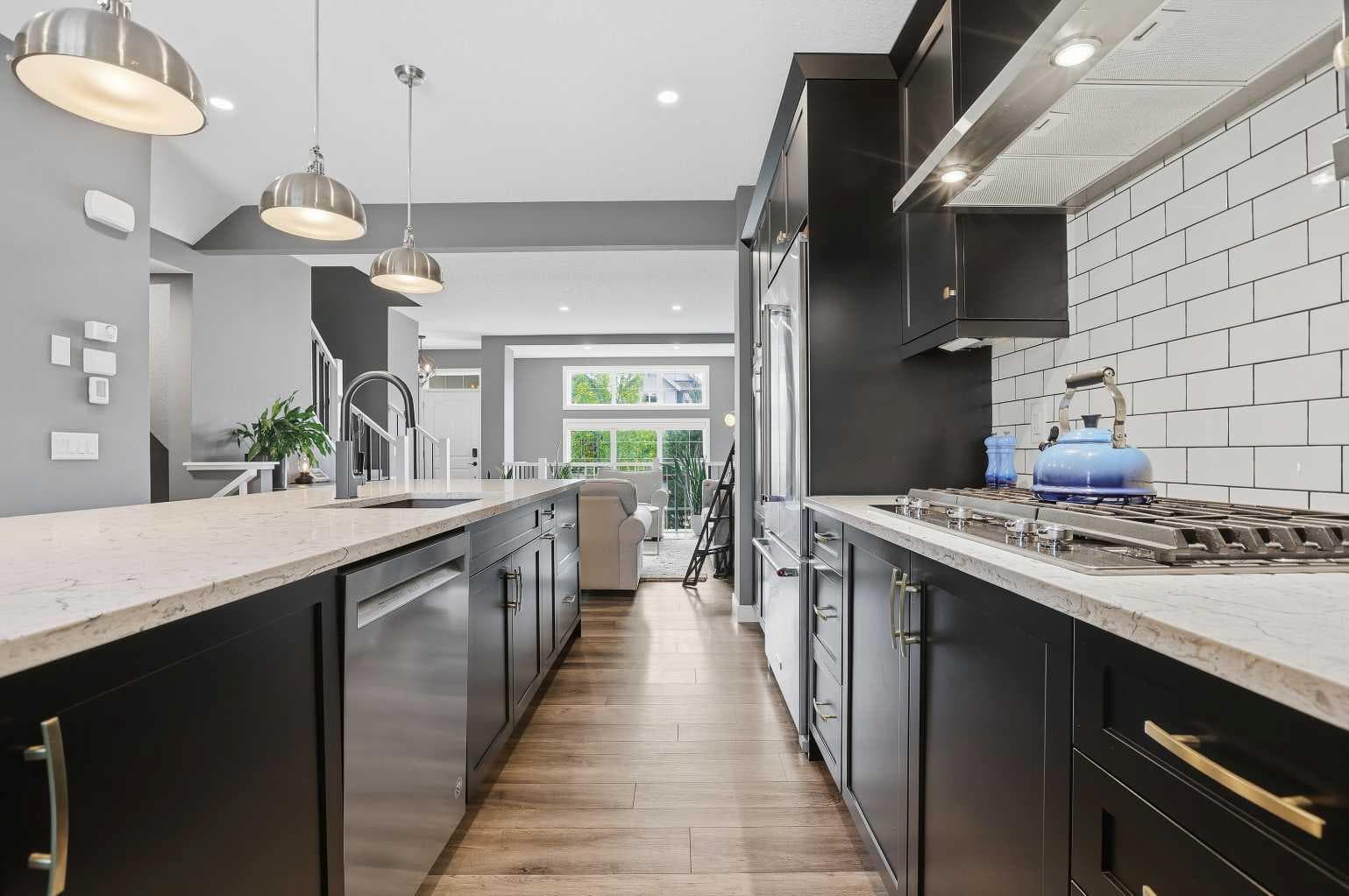 374 Masters Road SE