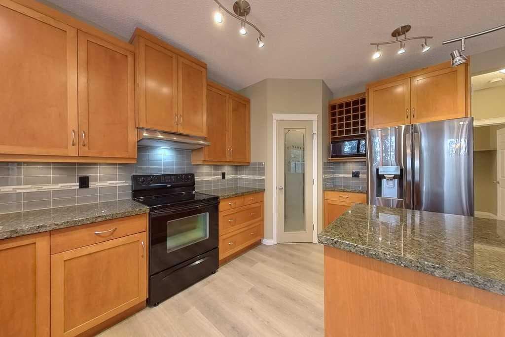 149 Rockborough Green NW