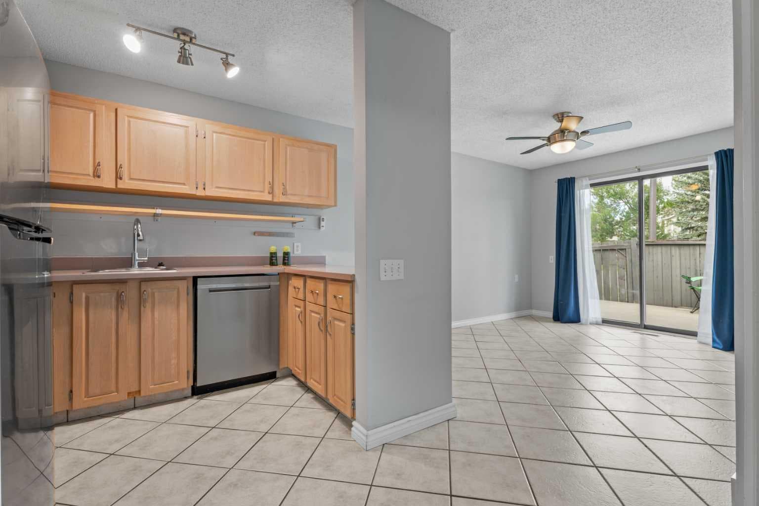 16, 7172 Coach Hill Road SW