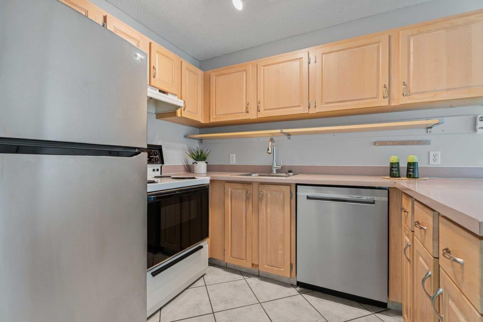 16, 7172 Coach Hill Road SW