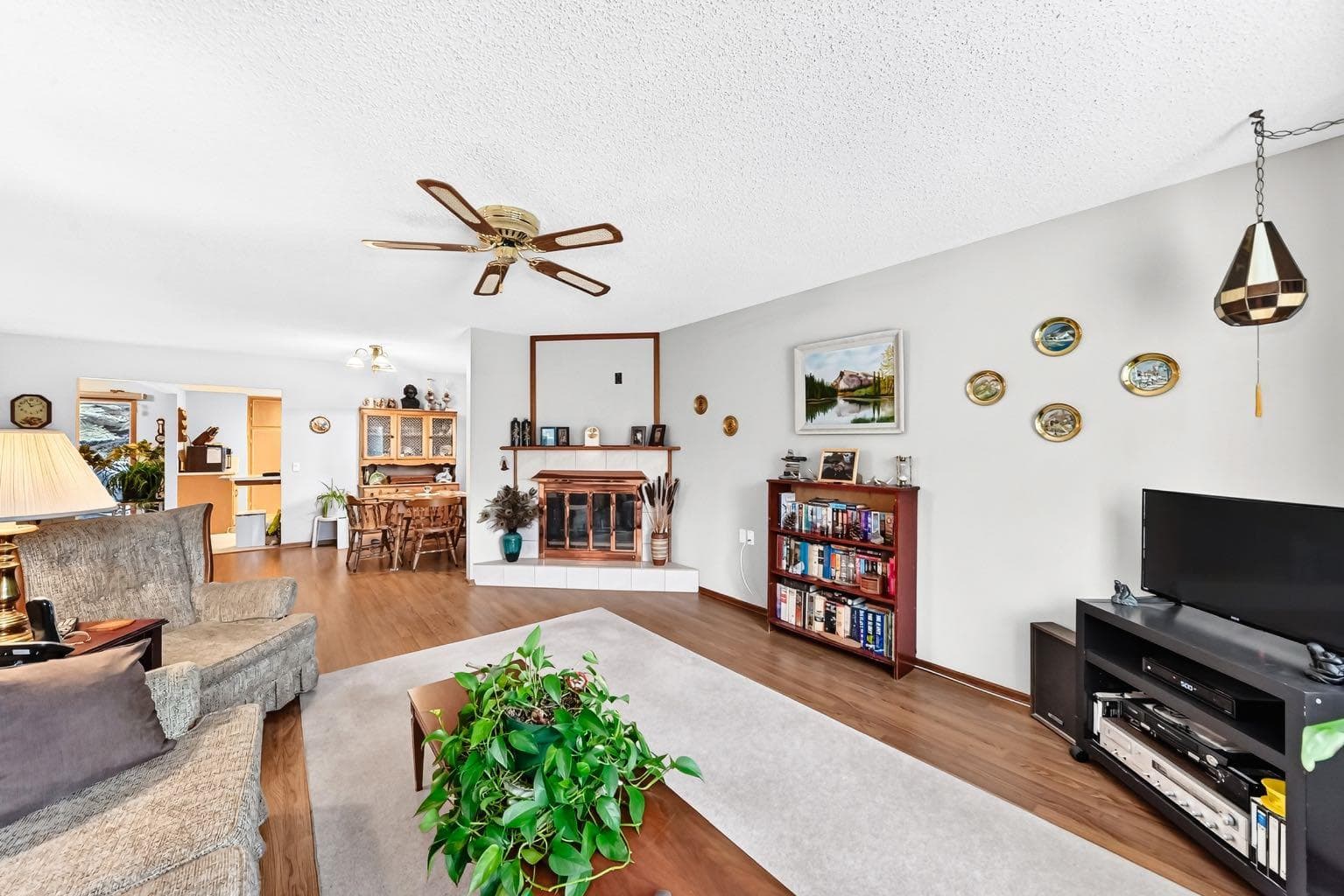 272 Woodside Road NW
