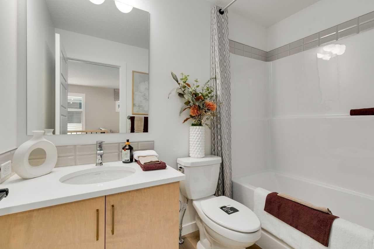 246 Layton Link SE