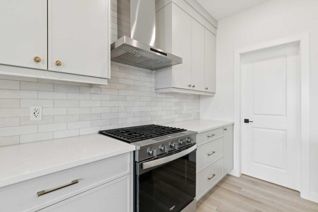 139 Fireside Close 